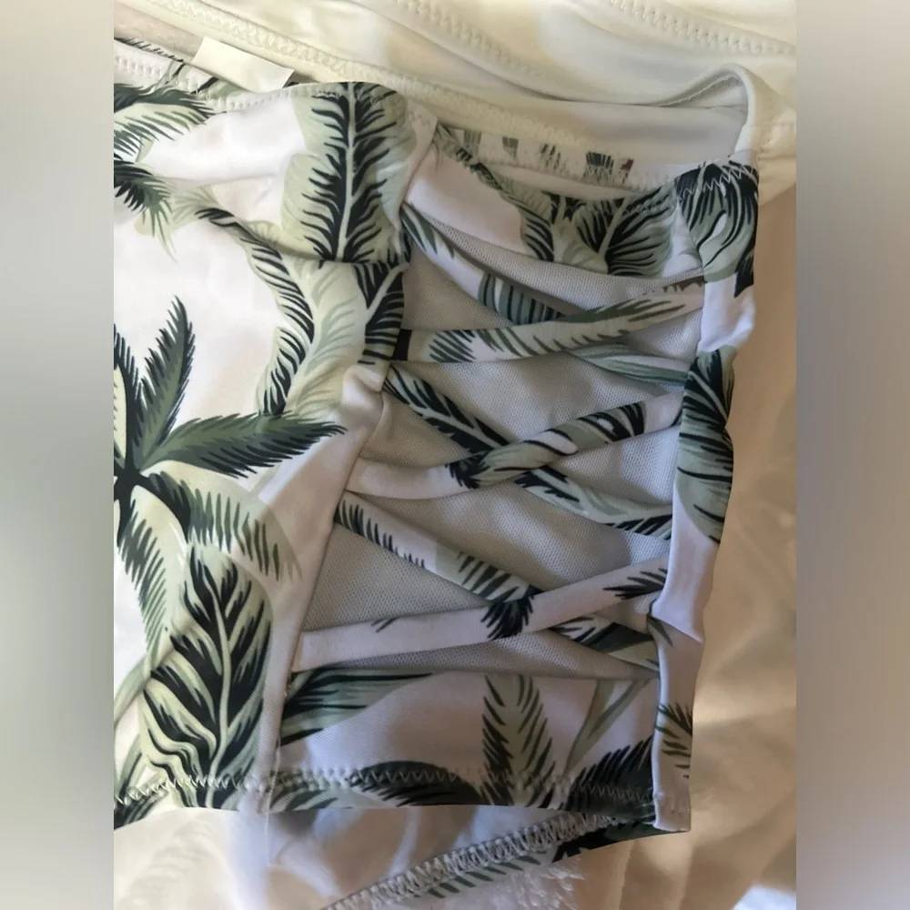 AvidLove 2 piece palm bikini - Picture 3 of 4